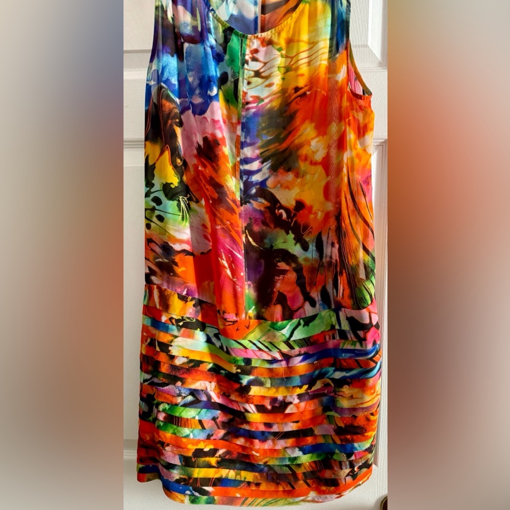 S.L.fashions women’s beautiful sleeveless bottom tiered dress size 16. 100% poly
